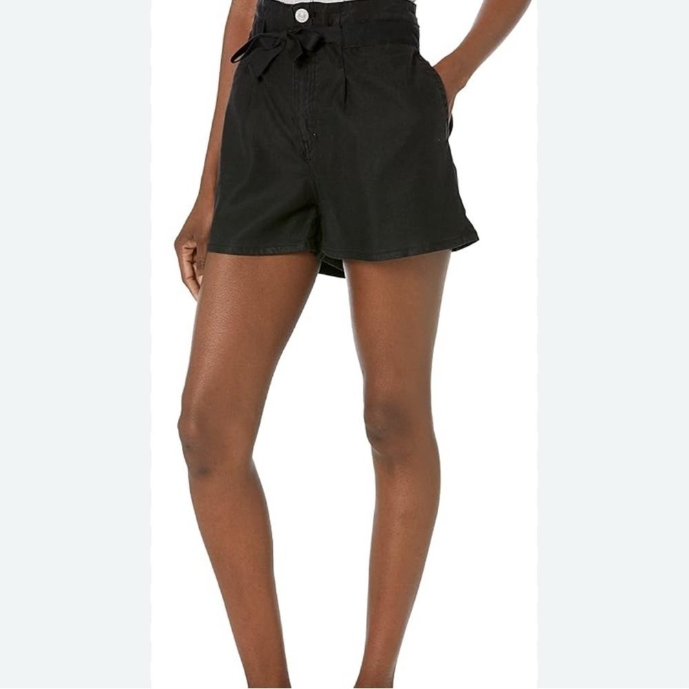 Hudson jeans Women's Black High-Waisted Shorts size 31 EUC